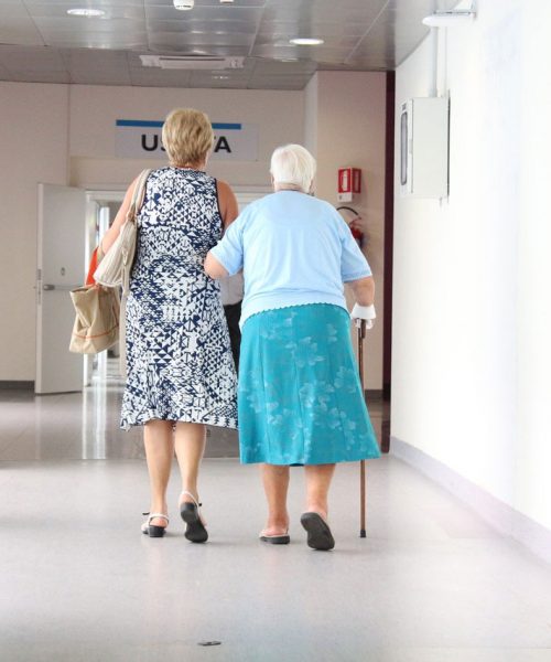 elderly-1461424_1920